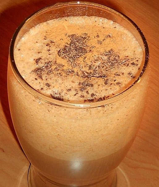 Холодный банановый кофе с мороженым