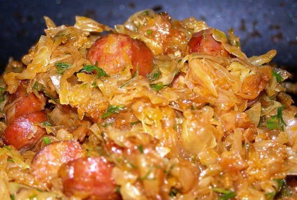 БИГОС С СОСИСКАМИ