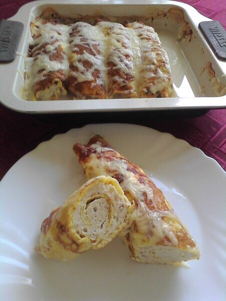 Фаршированные блинчики с сыром.
