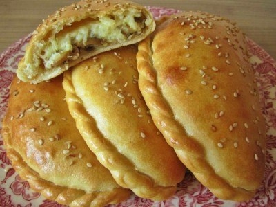 ПИРОГ &laquo;КАЛЬЦОНЕ&raquo; С ДВОЙНОЙ НАЧИНКОЙ