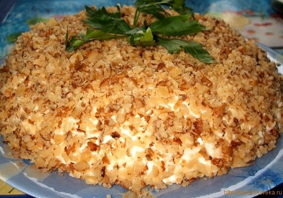 Салат &laquo;Сказка&raquo;с курицей