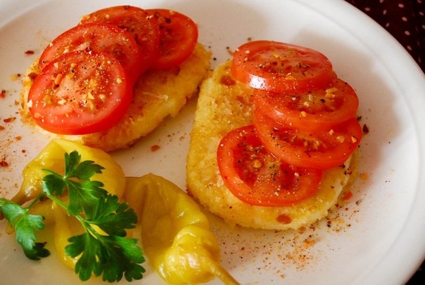 БРЫНЗА В ХРУСТЯЩЕЙ КОРОЧКЕ (Закарпатская кухня) БРЫНЗА В ХРУСТЯЩЕЙ КОРОЧКЕ (Закарпатская кухня)