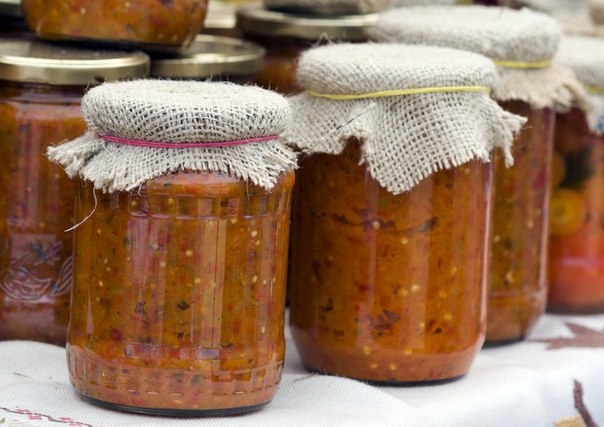Остренькая кабачковая икра на зиму