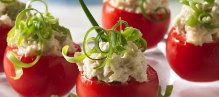 Помидоры с курицей и хреном Помидоры с курицей и хреном