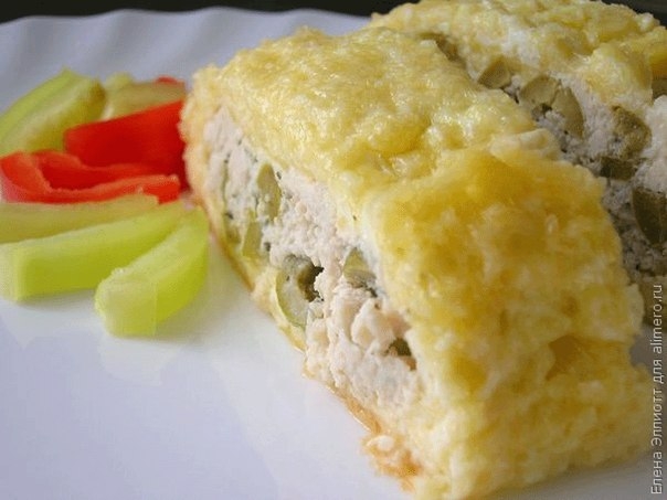 Рулет из сыра и курицы.