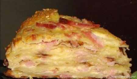 Торт закусочный с ветчиной и сыром