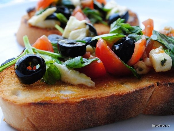 Брускетта &mdash; закуска по-итальянски (Bruschetta).