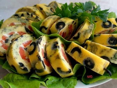 Рулет праздничный закусочный Рулет праздничный закусочный