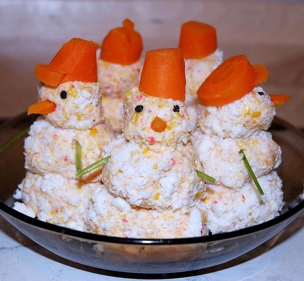 Закуска " Снеговики ".
