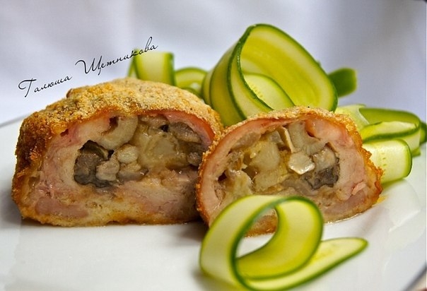 КУРИНЫЕ ЗРАЗЫ С ЛЕСНЫМИ ГРИБАМИ И СЫРОМ