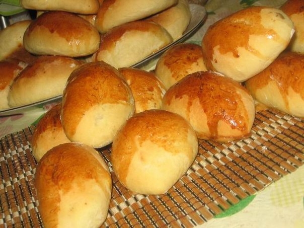 Пирожки с куриной печенью.