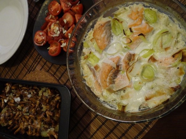 Лосось кусочками в духовке