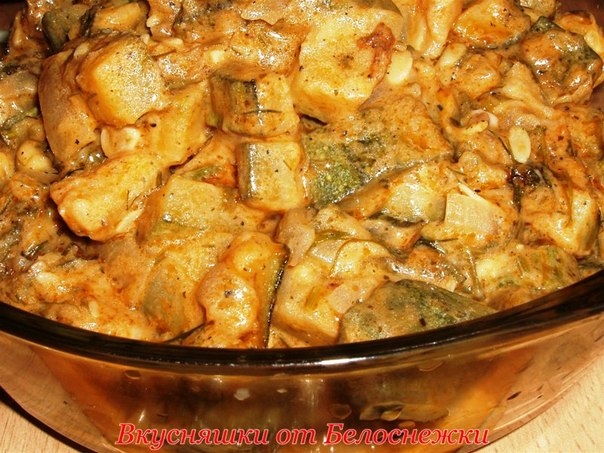 Овощное рагу из кабачков, лука, чеснока и зелени Овощное рагу из кабачков, лука, чеснока и зелени