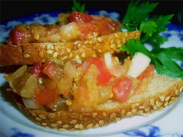 Баклажаны с помидорами. Закуска.