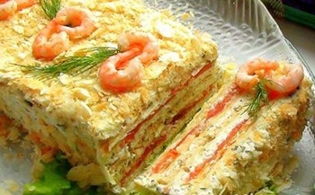 Пирог из лососины со сливочным сыром