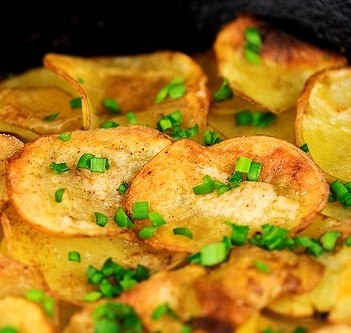 Запеченный в духовке ароматный картофель с новыми, соблазнительными вкусовыми оттенками...