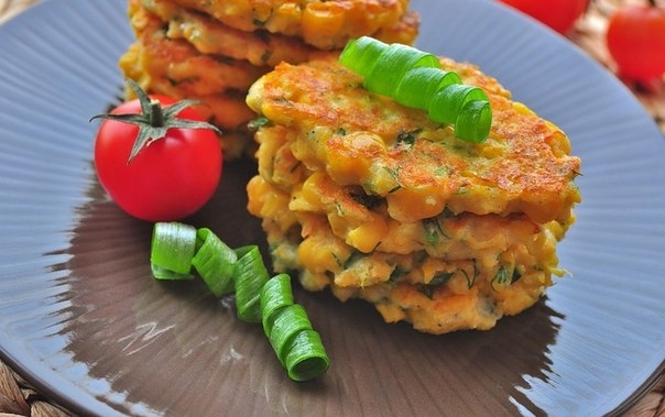 Остренькие кукурузные оладьи