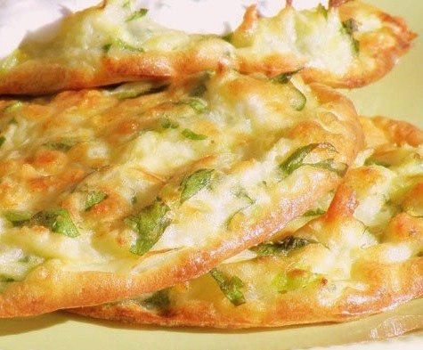 КАПУСТНЫЕ ОЛАДЬИ С СЫРОМ В ДУХОВКЕ