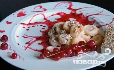 Очень вкусно на завтрак приготовить ленивые вареники. Вот очень простой рецепт