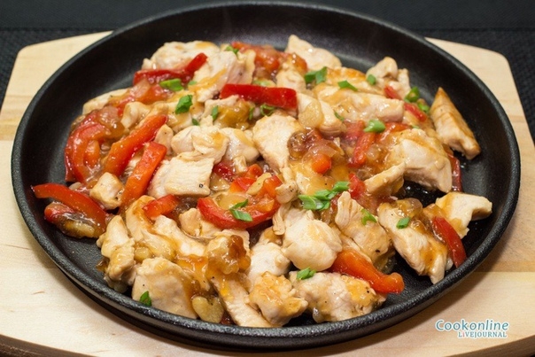 Стирфрай из курицы с болгарским перцем
