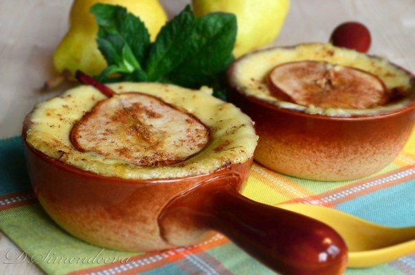 Ароматная манная каша с грушами Ароматная манная каша с грушами