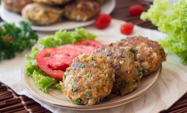 Экономные котлеты из фарша с картошкой и хлебом