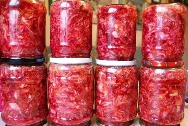 Капуста маринованная со свеклой на зиму Капуста маринованная со свеклой на зиму