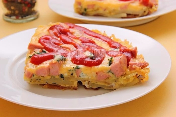 "Ленивая пицца" с сосисками под омлетом и сыром