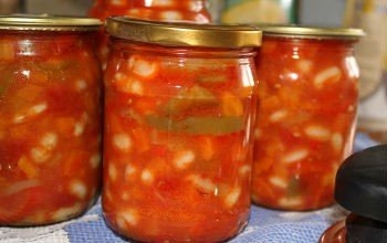 Фасоль консервированная с перцем в томатном соку на зиму Фасоль консервированная с перцем в томатном соку на зиму