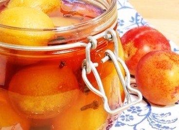Маринованные сливы на зиму - отличная закуска под водочку Маринованные сливы на зиму - отличная закуска под водочку