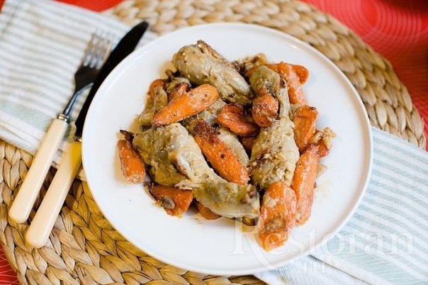 Куриные ножки с кориандром и морковью