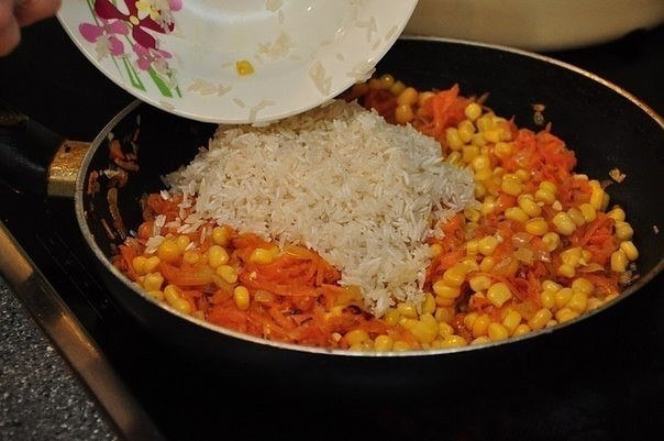 Ленивые куриные ножки с рисом