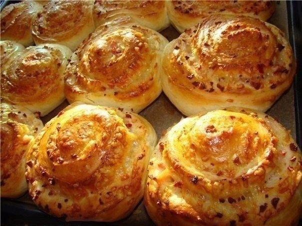 Вкусные сырные булочки