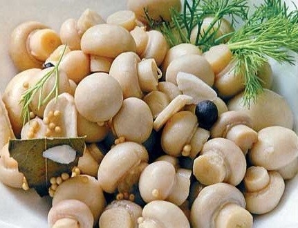 Шампиньоны маринованные в белом вине