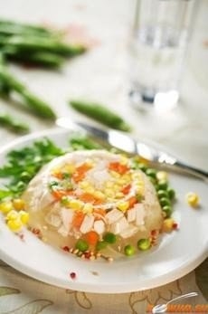Заливное с яйцами Заливное с яйцами