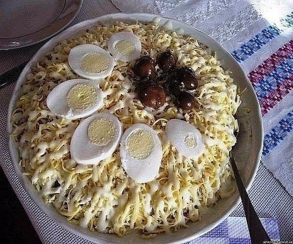 25 рецептов салата с сыром: 25 рецептов салата с сыром: