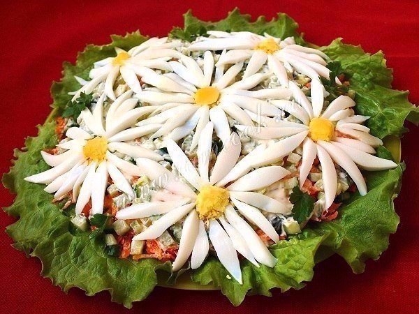 Салат &laquo;Ромашковое поле&raquo;