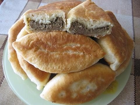 Пирожки жареные с печенью и картошкой - рецепт.