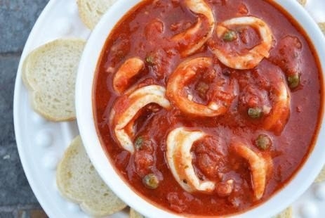 ТОМАТНЫЙ СУП КАЛЬМАРАМИ