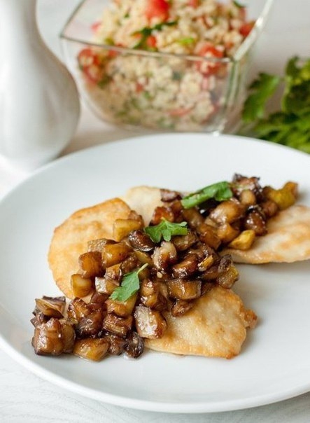 КУРИНЫЕ ГРУДКИ С ОВОЩАМИ И БАЛЬЗАМИЧЕСКИМ СОУСОМ