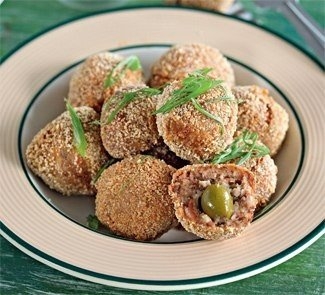 Мясные шарики с оливками