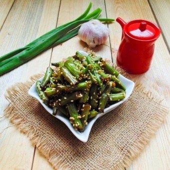 Фасоль с чесноком и соевым соусом Фасоль с чесноком и соевым соусом