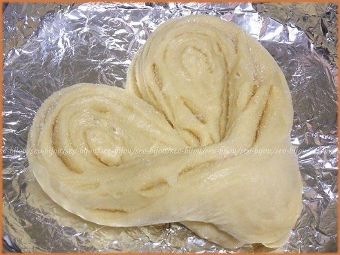 Шикарное дрожжевое тесто для плюшек на ряженке