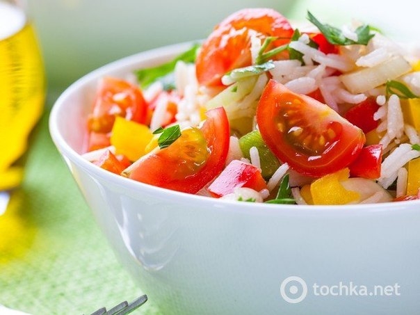 Китайский овощной салат с рисом