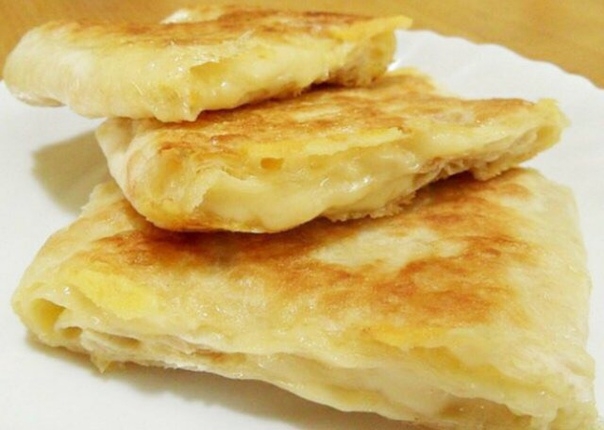 Рецепт горячего лаваша с начинкой из сыра и курицы