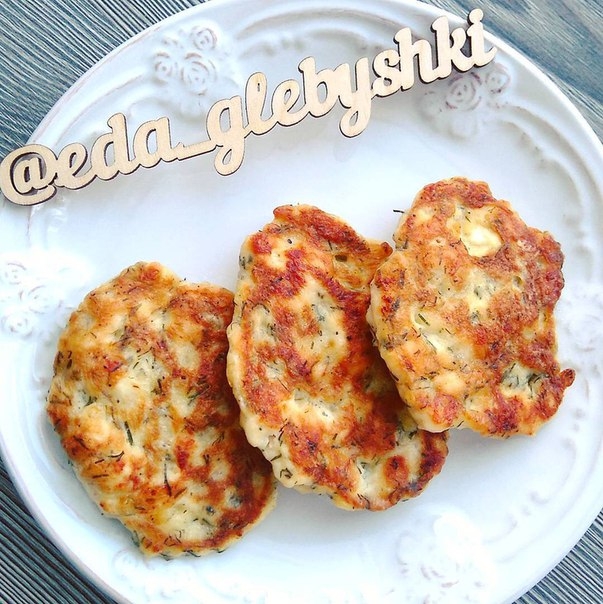 Куриные рубленые котлеты с сыром