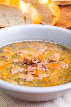 Диетический суп с куриной печенью