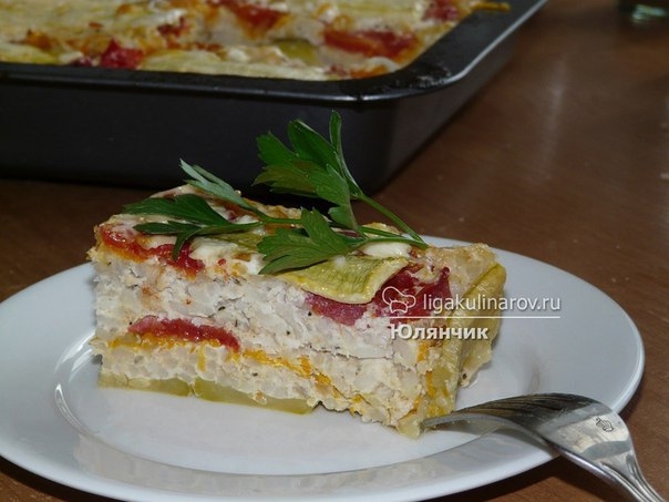 Овощная запеканка с курицей: сбалансированный обед! Овощная запеканка с курицей: сбалансированный обед!