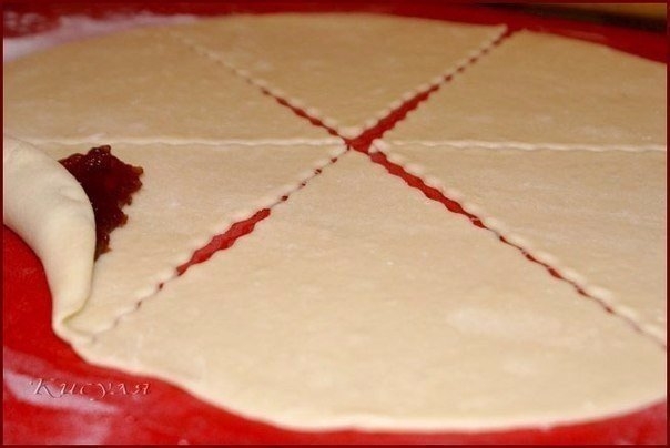 Калачики с джемом. Из творожного теста.