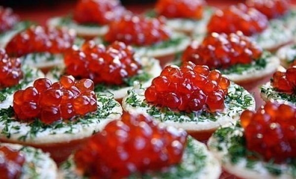 ПОДБОРКА БУТЕРБРОДОВ НА ЛЮБОЙ ВКУС ПОДБОРКА БУТЕРБРОДОВ НА ЛЮБОЙ ВКУС